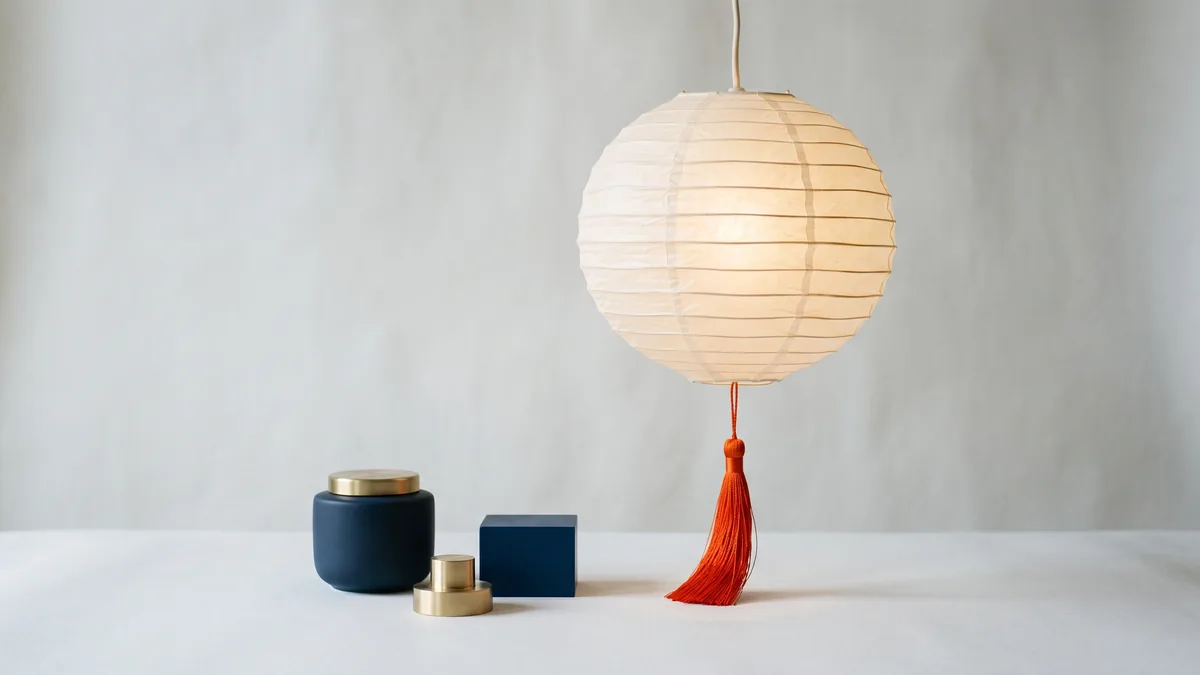 Glowing paper lantern with an orange tassel, the cover image for Baidu and SEO